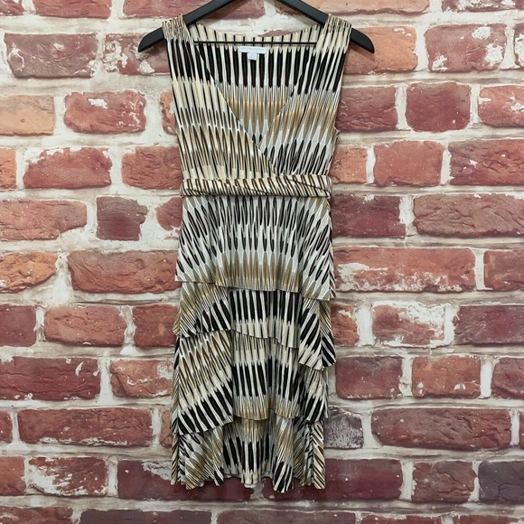 NEW YORK & COMPANY WOMEN'S TAN BROWN MULTICOLOR BOHO ABSTRACT TIERED DRESS - Picture 5 of 8